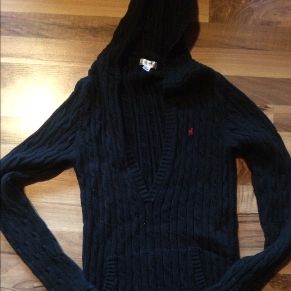 Sweater - Picture 2 of 4